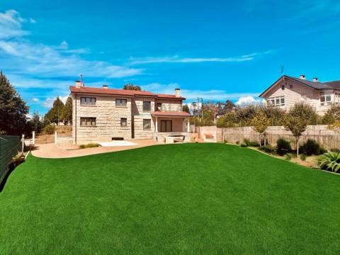 CHALET DE LUJO EN O CARBALLIÑO OURENSE